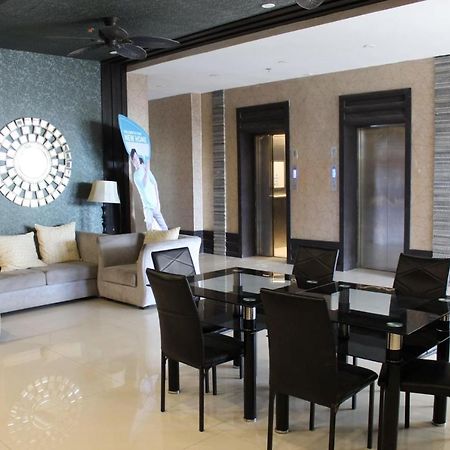 Luxanos Condo Place- San Marino Cebu Ngoại thất bức ảnh